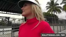 World World-Beaters - Milf Hunter - (Kristina Reese, Sean Illegal) - Service für die Bearbeitung