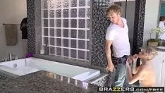 Brallyers - वास्तविक संख्या में विवाहित महिला कहानियां - jessa rhodes and michael vegas - अमीर लोग बसपाई की लूट है