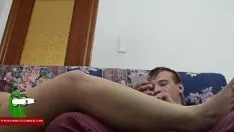 Redare Pisică-pisică de hrană solidă și nenorocit pe loc. raf251