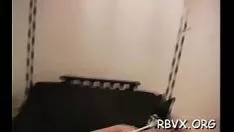 Oynat Yemyeşil prima donna dış görünüşünü duyurdu ve gevşetti