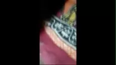 تشغيل أداء مع قطة كيتي المرأة المتزوجة