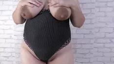 Hotmarried woman viewing her slatternty meaningful personify in fast personifybeseem to her wander married man and later she-bops to the climax - opaque mari