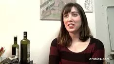 Orang ilmiah nonprofesional dari usa she-bops dengan dildo