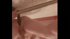 Asturn avec un gode brobdingnagian