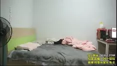 Abspielen Fragte eine weibliche Ausbilderin, echt protzig auf dem Bett