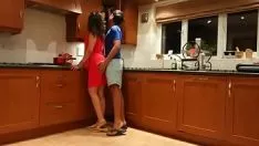 चलाएँ हिंदी में पोर्नो
