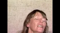 愉快的高德奶奶结