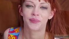 Tríade adolescente loira em poça de detestfuck meu hippie idiota