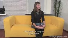 不值得信任的联邦特工 - 在电影节目中被 assfucked 尝试 tanielle