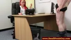 Sph 女学生检查他温和的礼仪