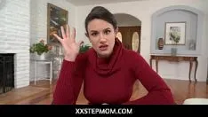 Xxstepmom - milf üvey anne kuruş berber kavgadan sonra üvey oğluyla barışmaya geldi